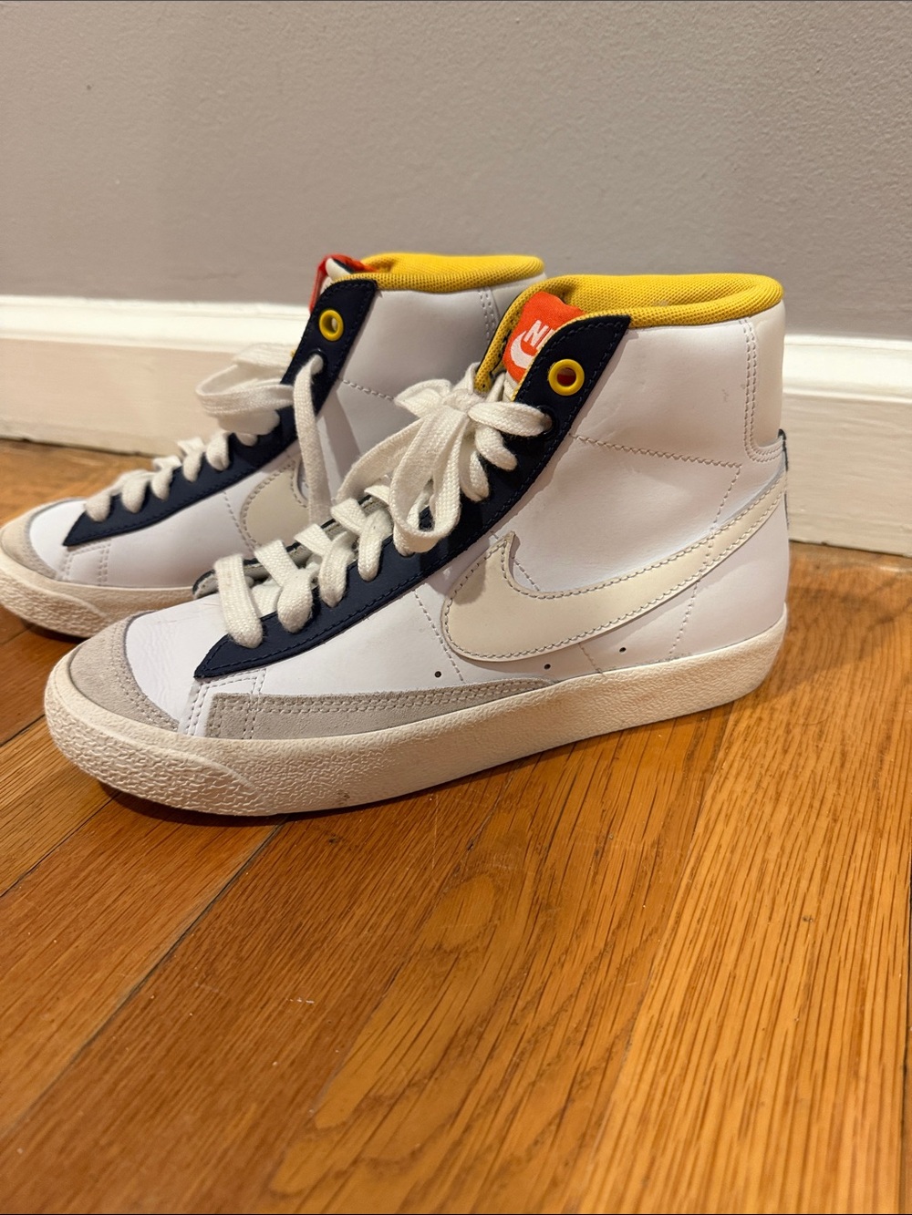 Nike Kids High-Top Sneakers in White, Navy & Yellow